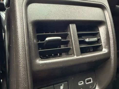 Used 2024 Cadillac XT4 Sport image 45