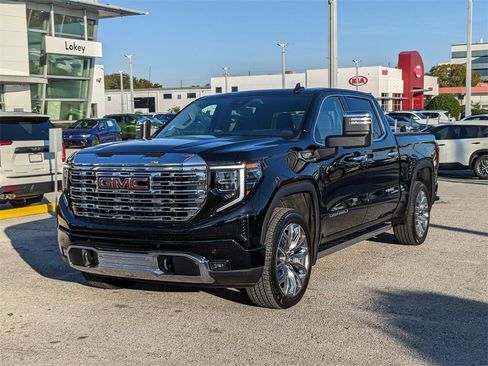 Used 2024 GMC Sierra 1500 Denali w/ Denali Reserve Package image 3