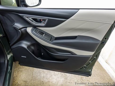 Used 2023 Subaru Forester Limited image 26