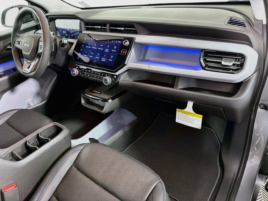 New 2027 Chevrolet Bolt LT w/ Super Cruise Package FWD image 28