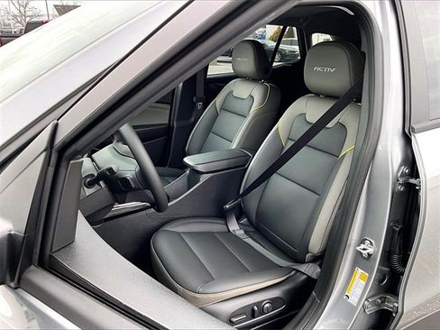 New 2026 Chevrolet Trax ACTIV w/ Sunroof Package image 9