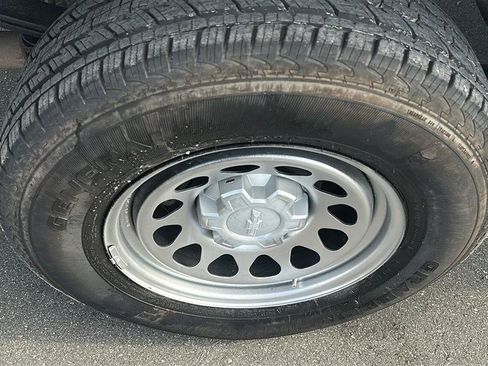 Used 2019 Chevrolet Silverado 1500 W/T RWD image 19