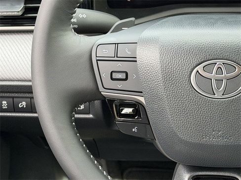 New 2026 Toyota Camry SE image 13