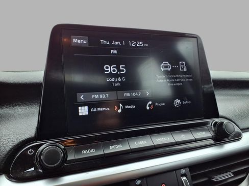 Used 2023 Kia Forte LXS image 5