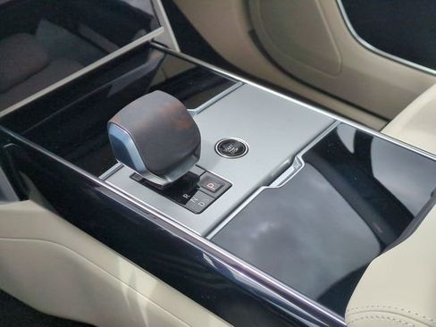 New 2026 Land Rover Range Rover SE AWD/4WD image 9