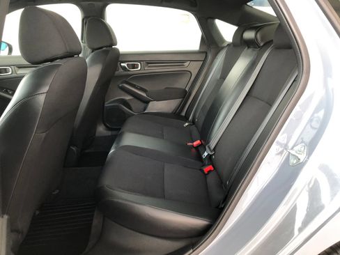 Used 2023 Honda Civic Sport image 9