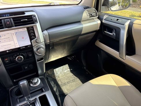 Used 2023 Toyota 4Runner SR5 Premium w/ Moonroof Package AWD/4WD image 28