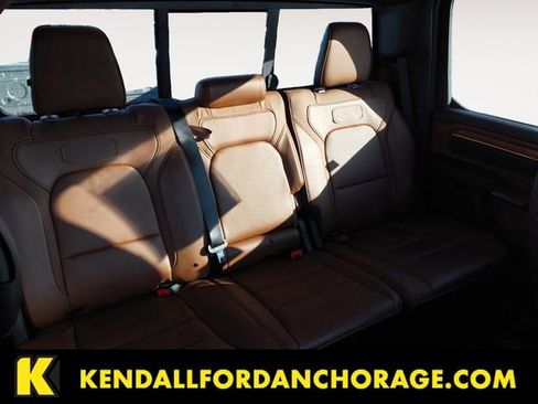 Used 2022 RAM 1500 Limited w/ Body-Colour Bumper Group image 23