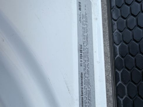 Used 2018 RAM 3500 Lone Star image 30