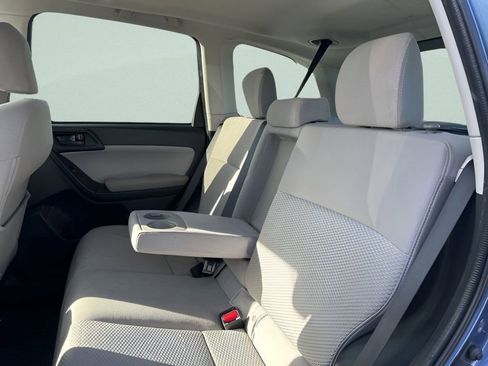 Used 2018 Subaru Forester 2.5i Premium image 19