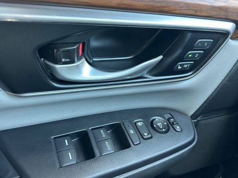 Used 2022 Honda CR-V EX-L image 12