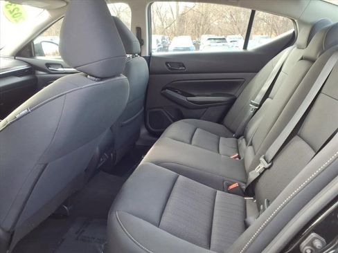 Used 2023 Nissan Altima 2.5 SV image 17