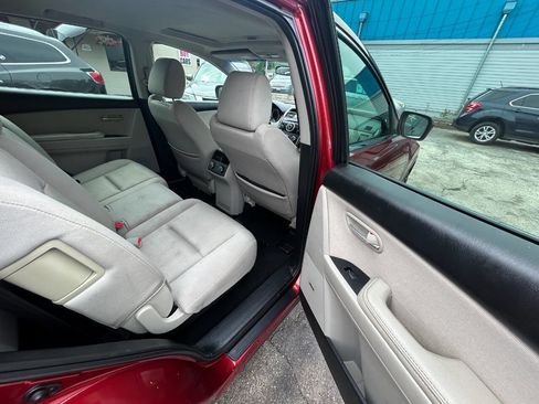 Used 2008 MAZDA CX-9 Sport w/ Moonroof & Bose Audio Pkg FWD image 9