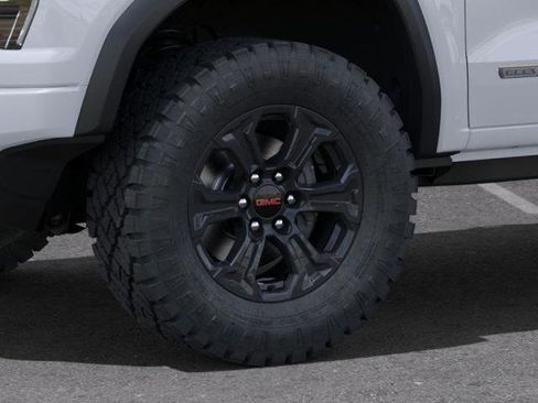 New 2025 GMC Canyon Elevation w/ Convenience Package image 24