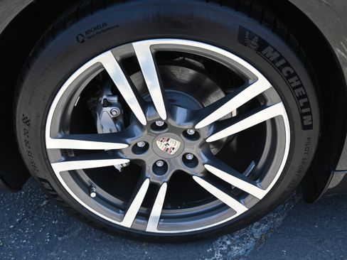 Used 2011 Porsche Panamera S RWD image 25