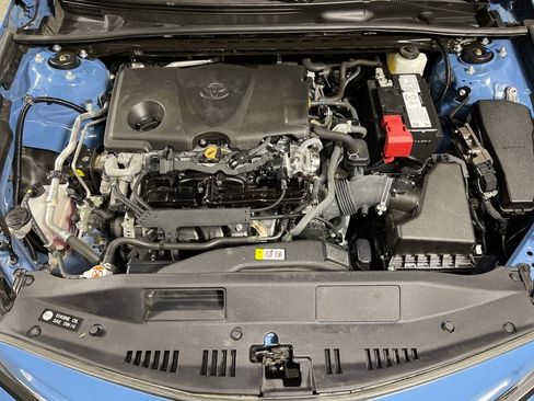 Used 2023 Toyota Camry SE image 10