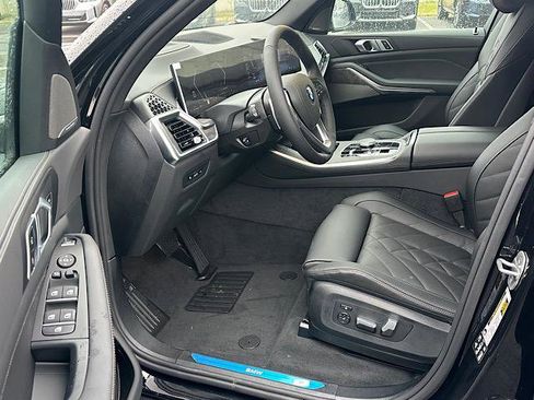 New 2026 BMW X5 xDrive40i w/ Premium Package image 4