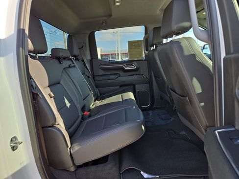 Used 2024 GMC Sierra 1500 SLT image 14