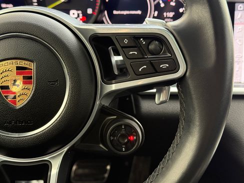 Used 2019 Porsche Panamera 4 image 37