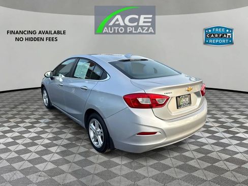 Used 2017 Chevrolet Cruze LT FWD image 7
