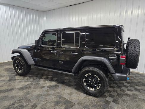 Used 2024 Jeep Wrangler Unlimited Rubicon 4xe w/ Convenience Group image 4