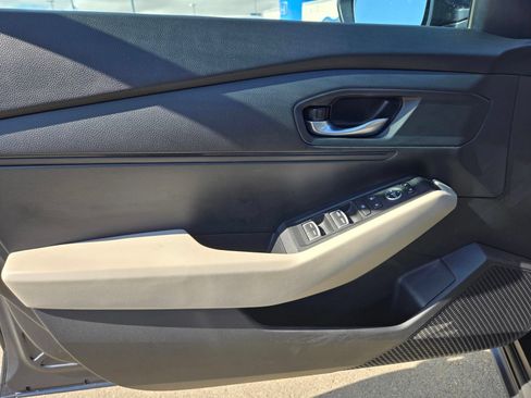 Used 2023 Honda Accord LX image 14