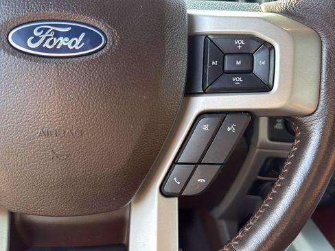 Used 2022 Ford F250 King Ranch w/ King Ranch Ultimate Package AWD/4WD image 16