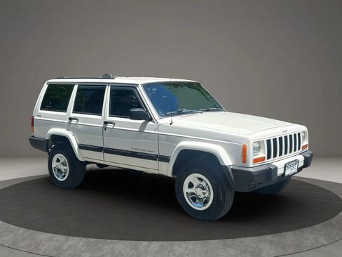 Used 2000 Jeep Cherokee Sport AWD/4WD image 4