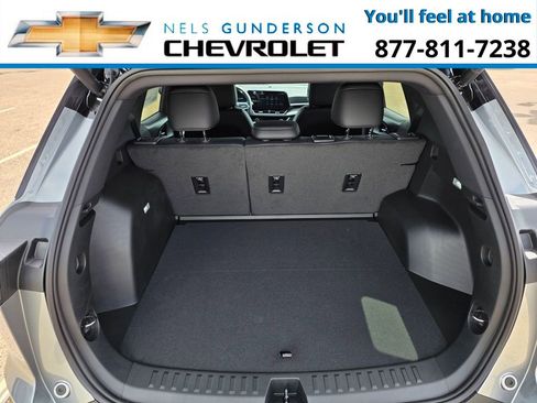 New 2026 Chevrolet Equinox LT w/ Convenience Package II AWD/4WD image 10