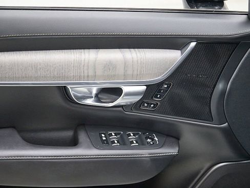 Used 2023 Volvo S90 B6 Ultimate w/ Protection Package Premier AWD/4WD image 11