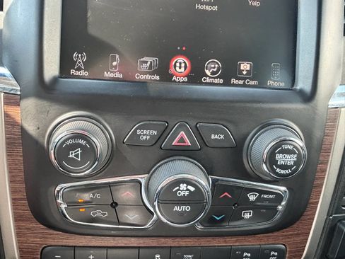 Used 2016 RAM 2500 Laramie AWD/4WD image 14