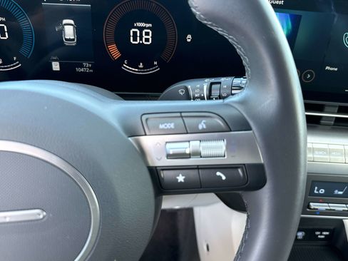 Used 2025 Hyundai Kona SEL AWD/4WD image 25