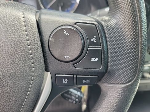 Used 2017 Toyota Corolla L FWD image 20