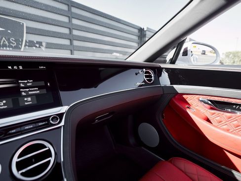 Used 2023 Bentley Continental GT Azure image 68