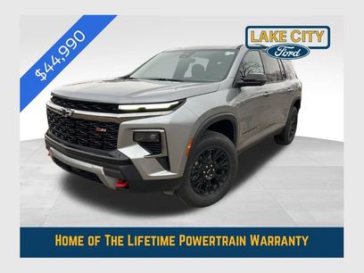 Used 2025 Chevrolet Traverse Z71