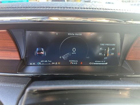 Used 2023 Lincoln Navigator Reserve w/ Monochromatic Package image 18