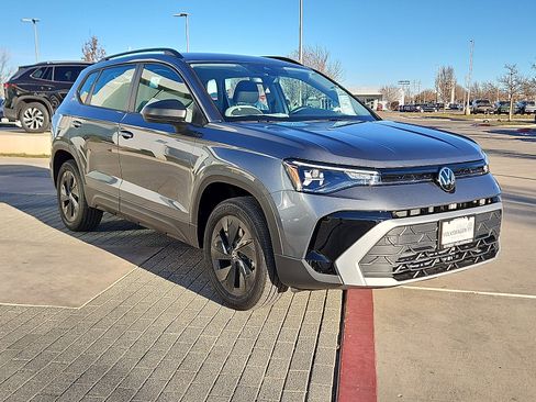 New 2026 Volkswagen Taos S image 4