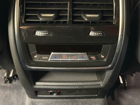 Certified 2024 BMW XM Label Red image 27