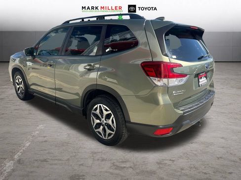 Used 2021 Subaru Forester Premium w/ Popular Package #1 AWD/4WD image 3