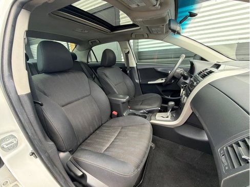 Used 2012 Toyota Corolla S FWD image 19