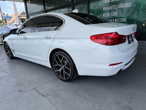 Used 2018 BMW 530i w/ Premium Package RWD image 4