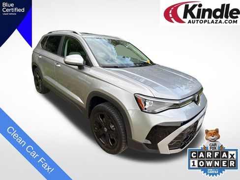 Used 2026 Volkswagen Taos SEL AWD/4WD image 1