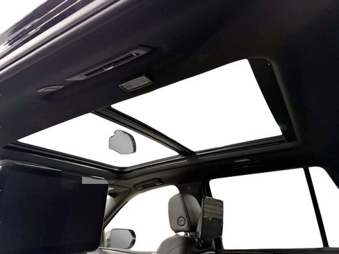 Used 2023 Cadillac Escalade Sport image 18