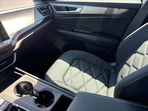 New 2026 Volkswagen Atlas Cross Sport SE image 20