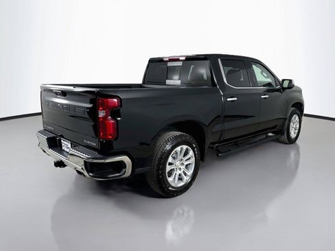 Used 2022 Chevrolet Silverado 1500 LTZ w/ LTZ Premium Package AWD/4WD image 13