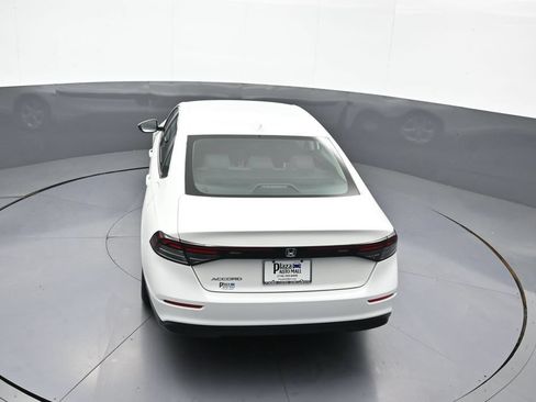 Certified 2023 Honda Accord LX image 38