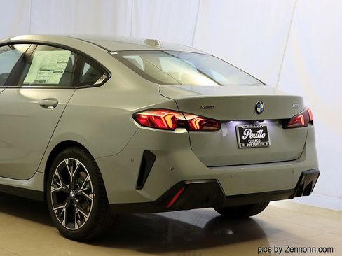 Used 2026 BMW 228i xDrive w/ Technology Package image 8