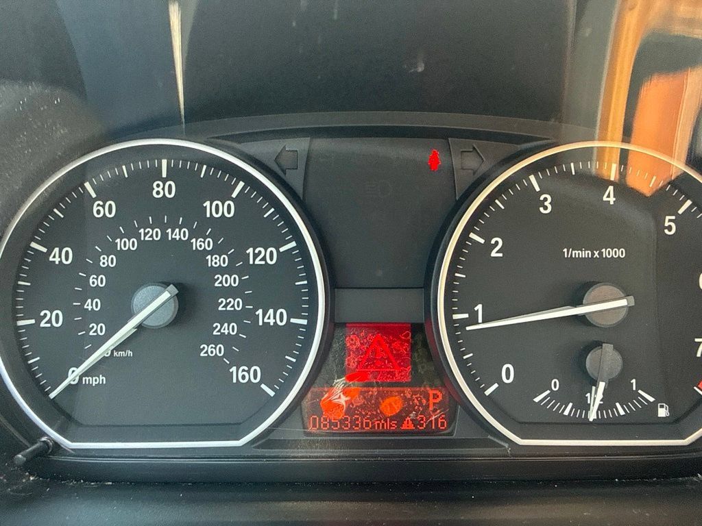 Used 2012 BMW 128i Convertible RWD image 7