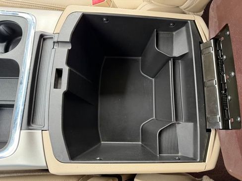 Used 2017 RAM 1500 Laramie w/ Convenience Group image 28