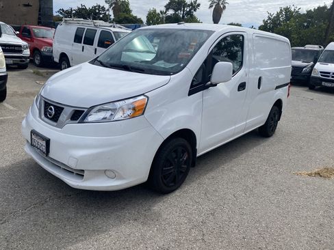 Used 2021 Nissan NV200 SV FWD image 2